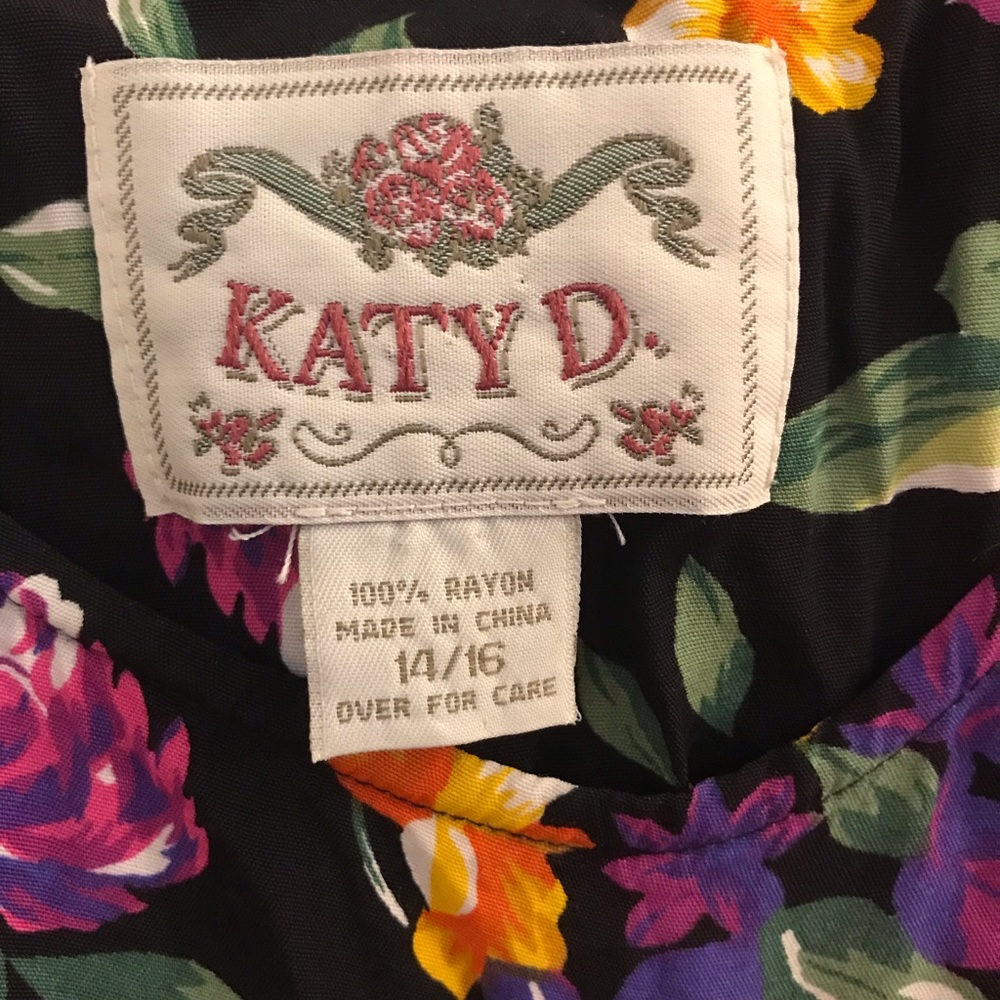 Vintage dress with pockets